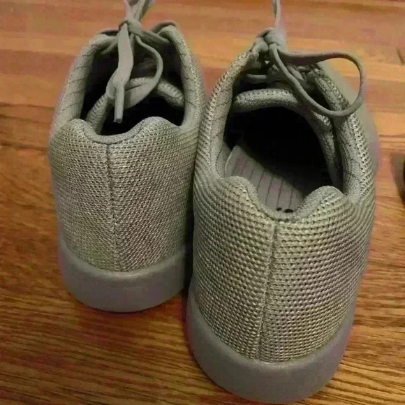 Atoms Model 000 Grey Everyday Shoe, Mens Size 6.5, Womens Size 8 - Picture 8 of 10